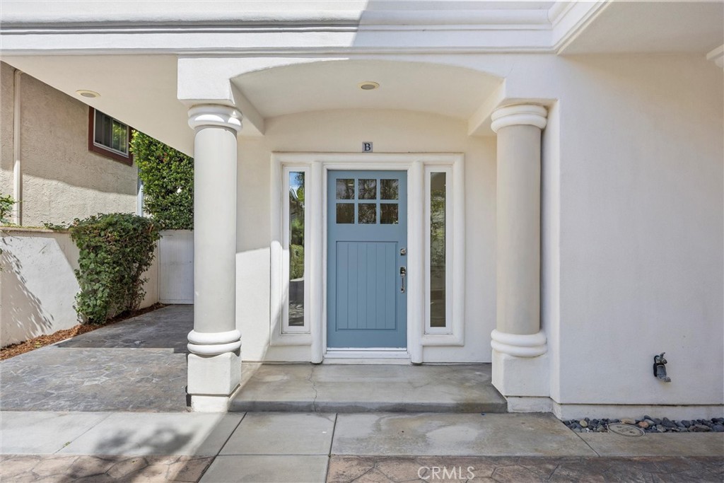 2221 Pullman Lane B