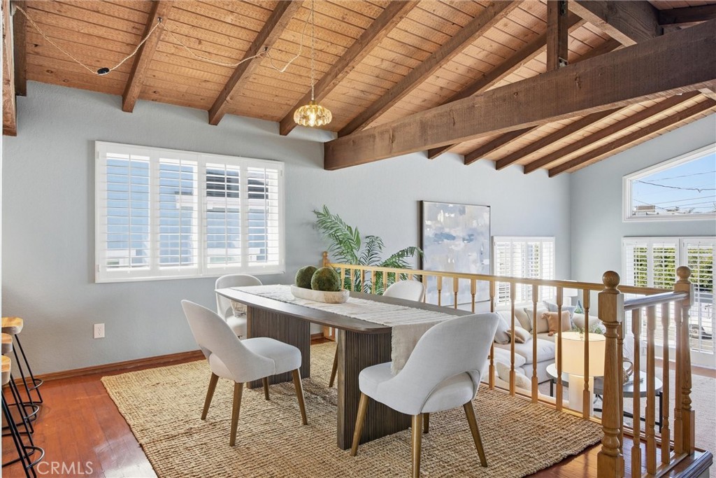 1526 Wollacott Street