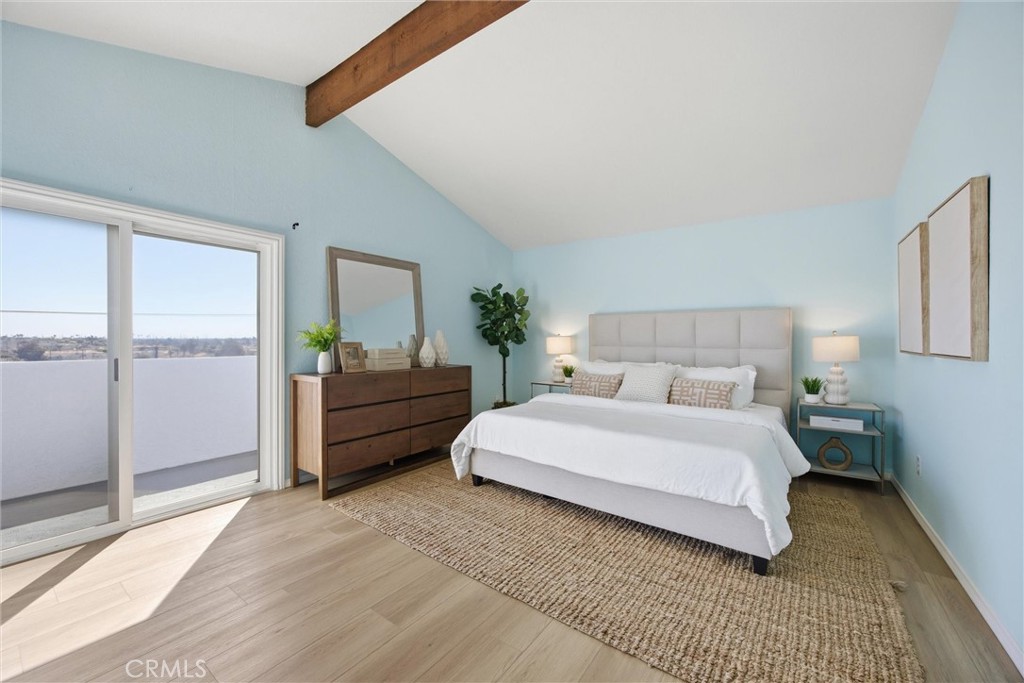 1526 Wollacott Street