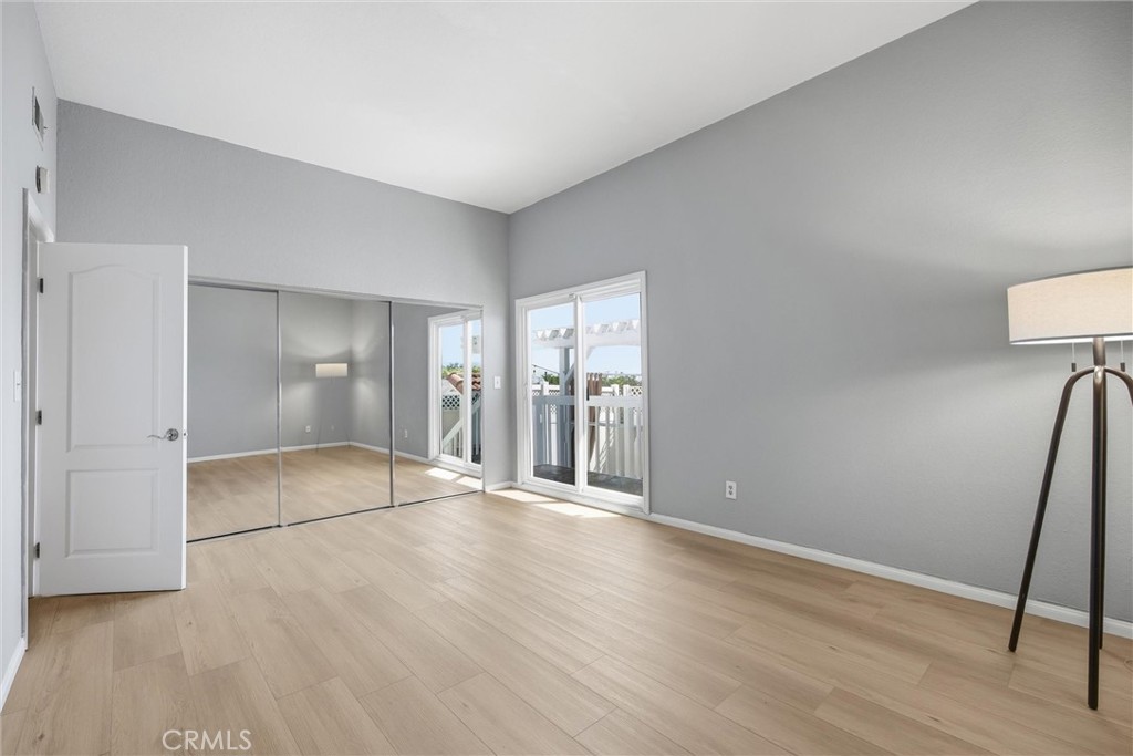 1526 Wollacott Street