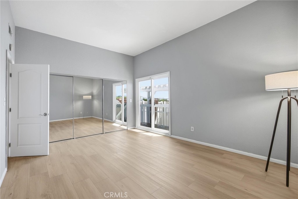 1526 Wollacott Street