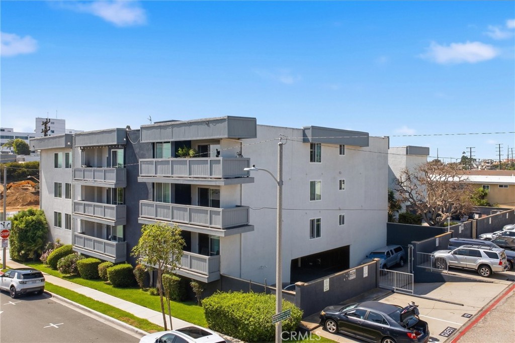 1321 Beryl Street 102