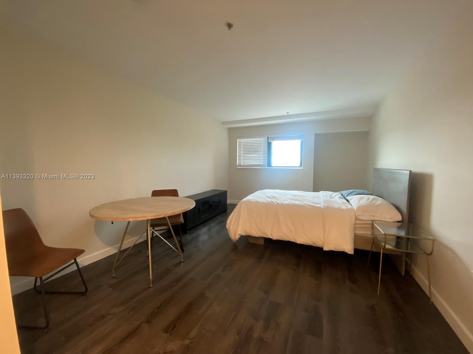 5709 Sunset Dr Unit: 5709