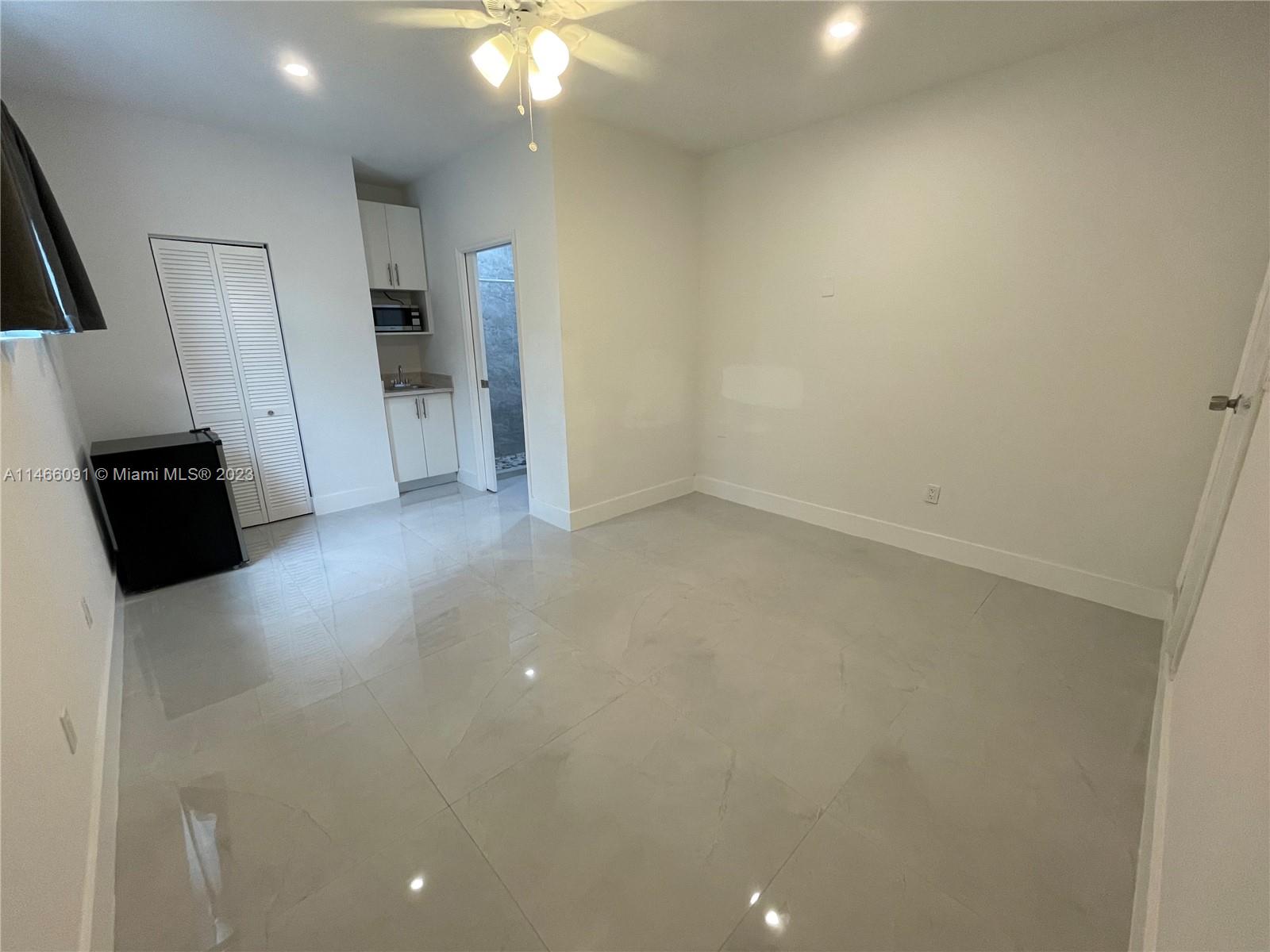 5840 SW 89th Ct Unit: 1