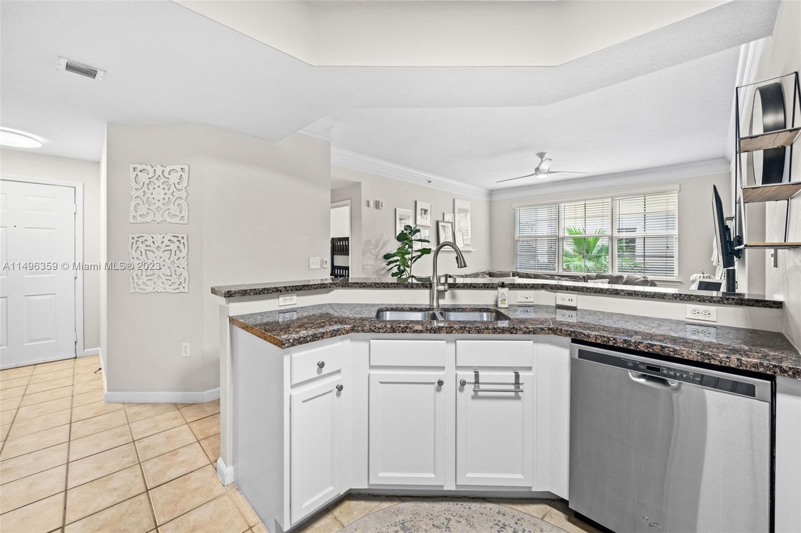 275 Murcia Dr Unit: 113