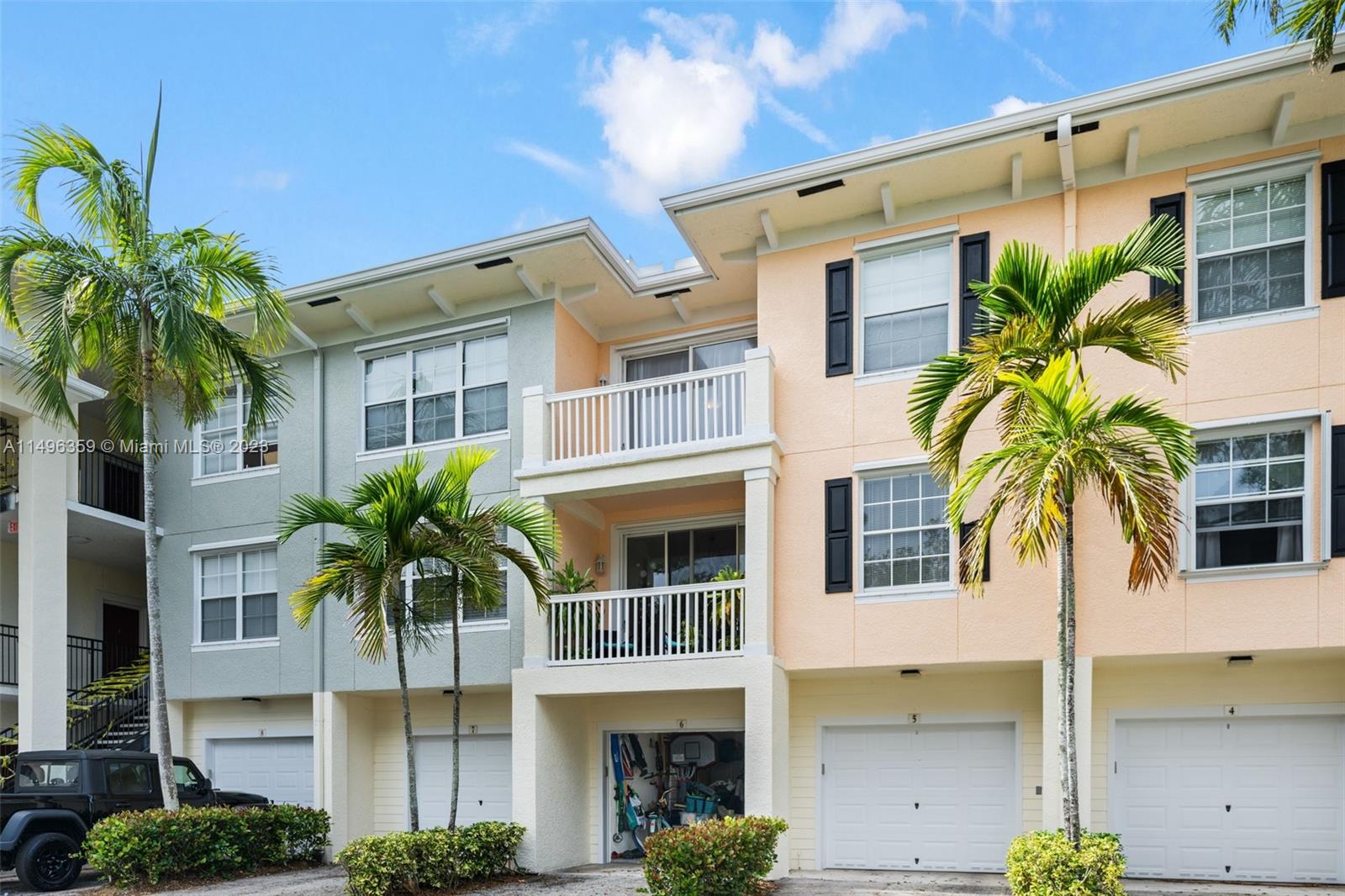 275 Murcia Dr Unit: 113