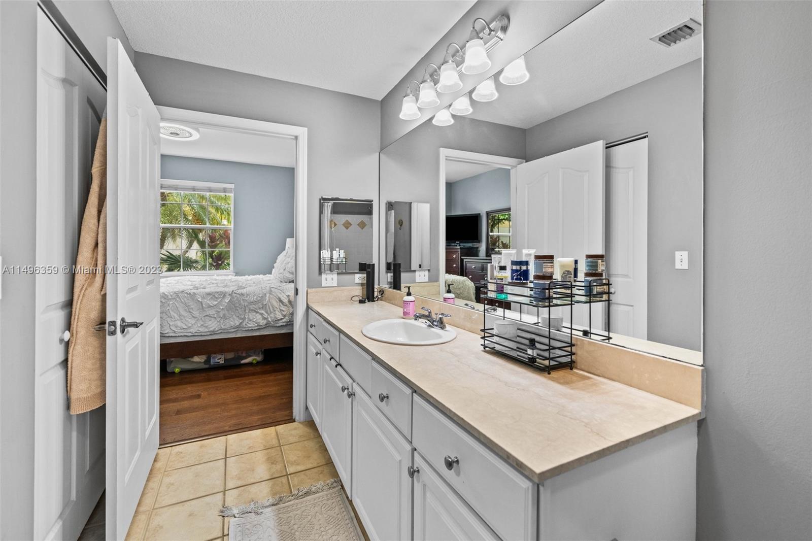 275 Murcia Dr Unit: 113