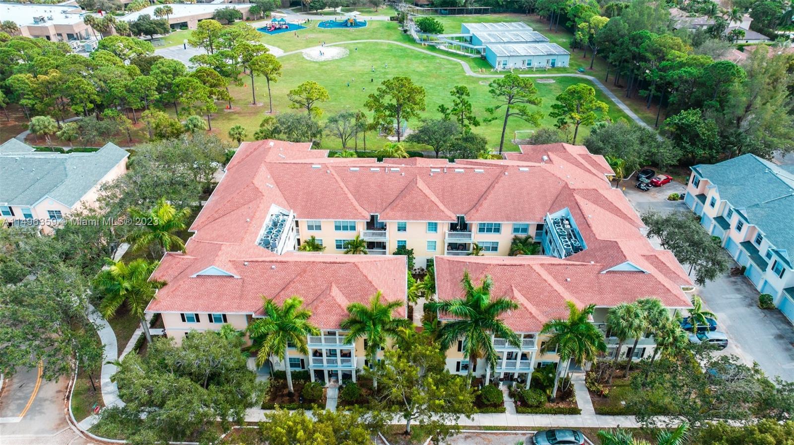 275 Murcia Dr Unit: 113