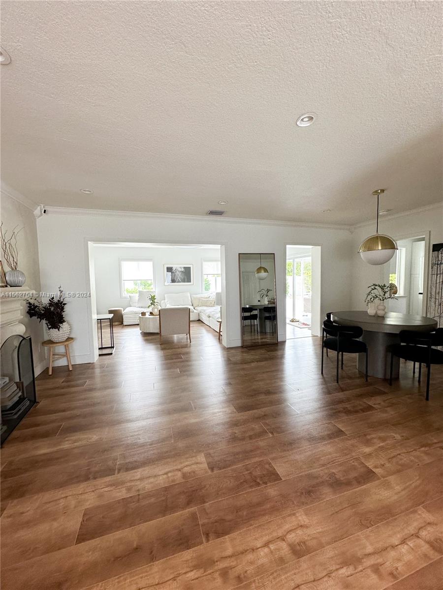 4720 SW 89th Pl