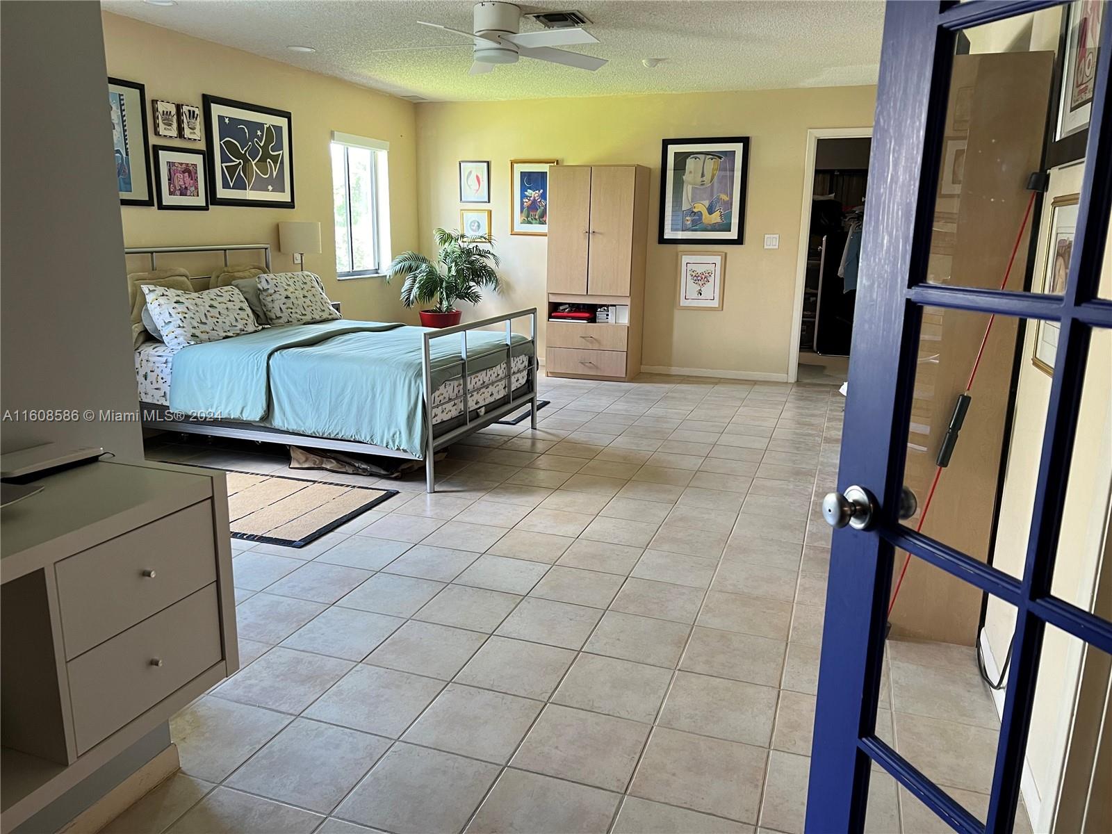 10170 E Calusa Club Dr