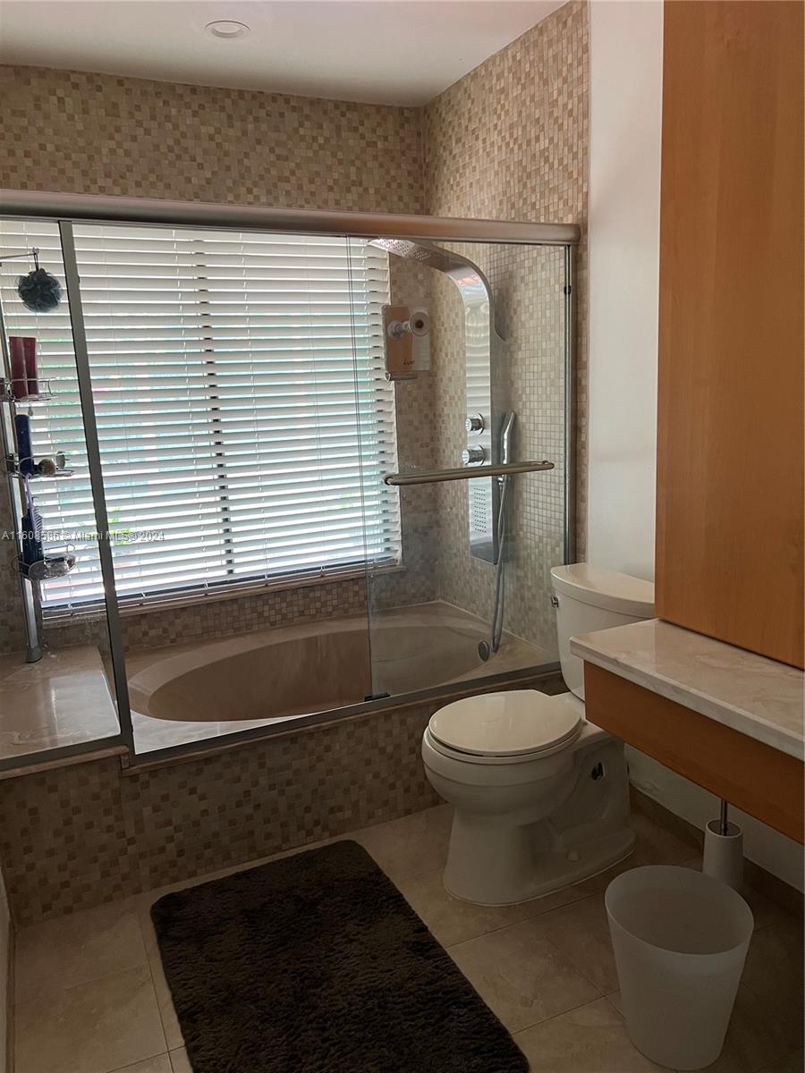 10170 E Calusa Club Dr