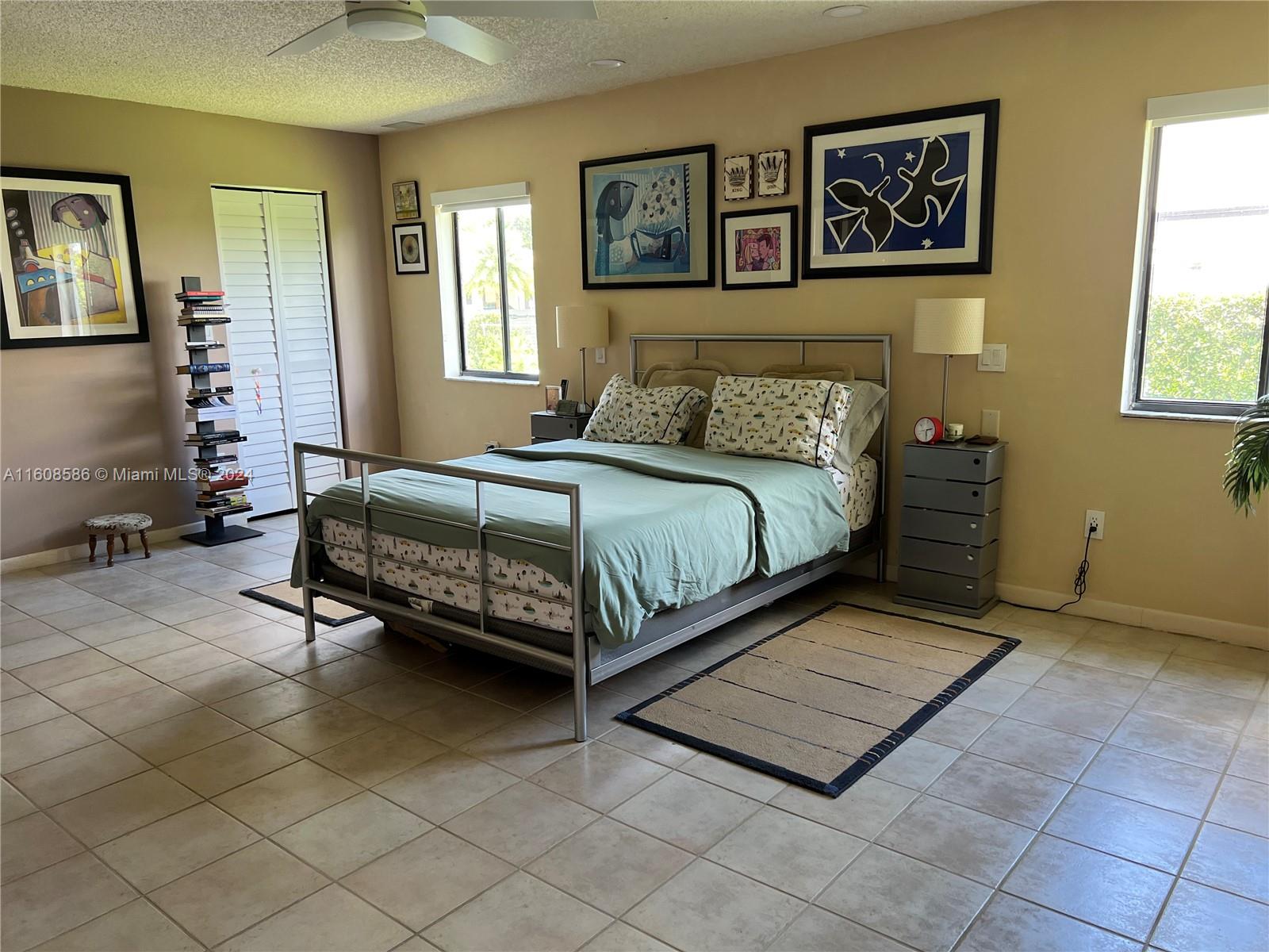 10170 E Calusa Club Dr