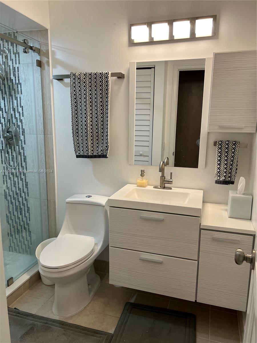10170 E Calusa Club Dr