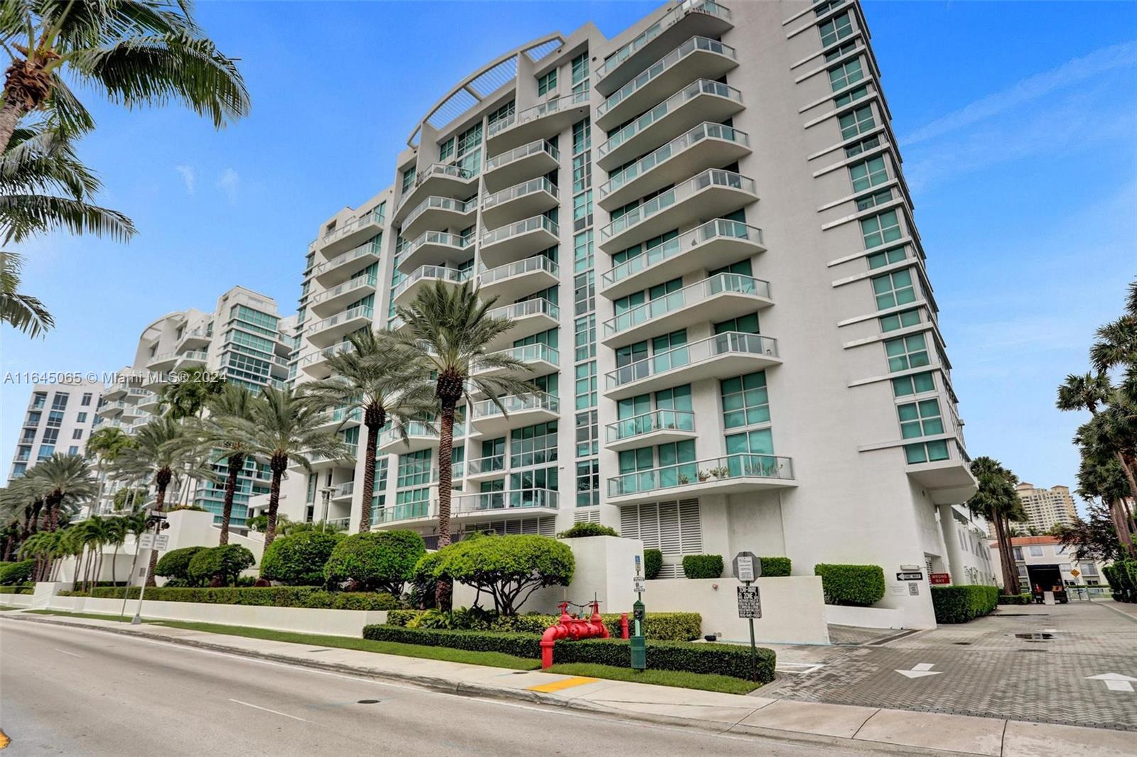 3131 NE 188th St # 809 Unit: 2-809