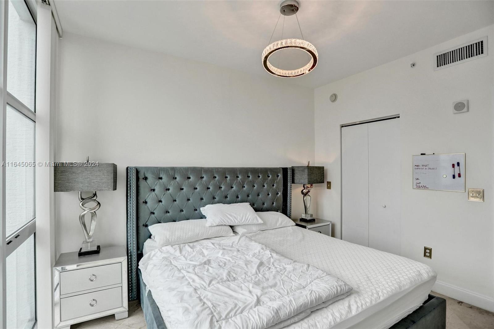 3131 NE 188th St # 809 Unit: 2-809