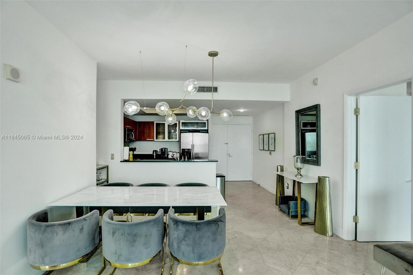 3131 NE 188th St # 809 Unit: 2-809