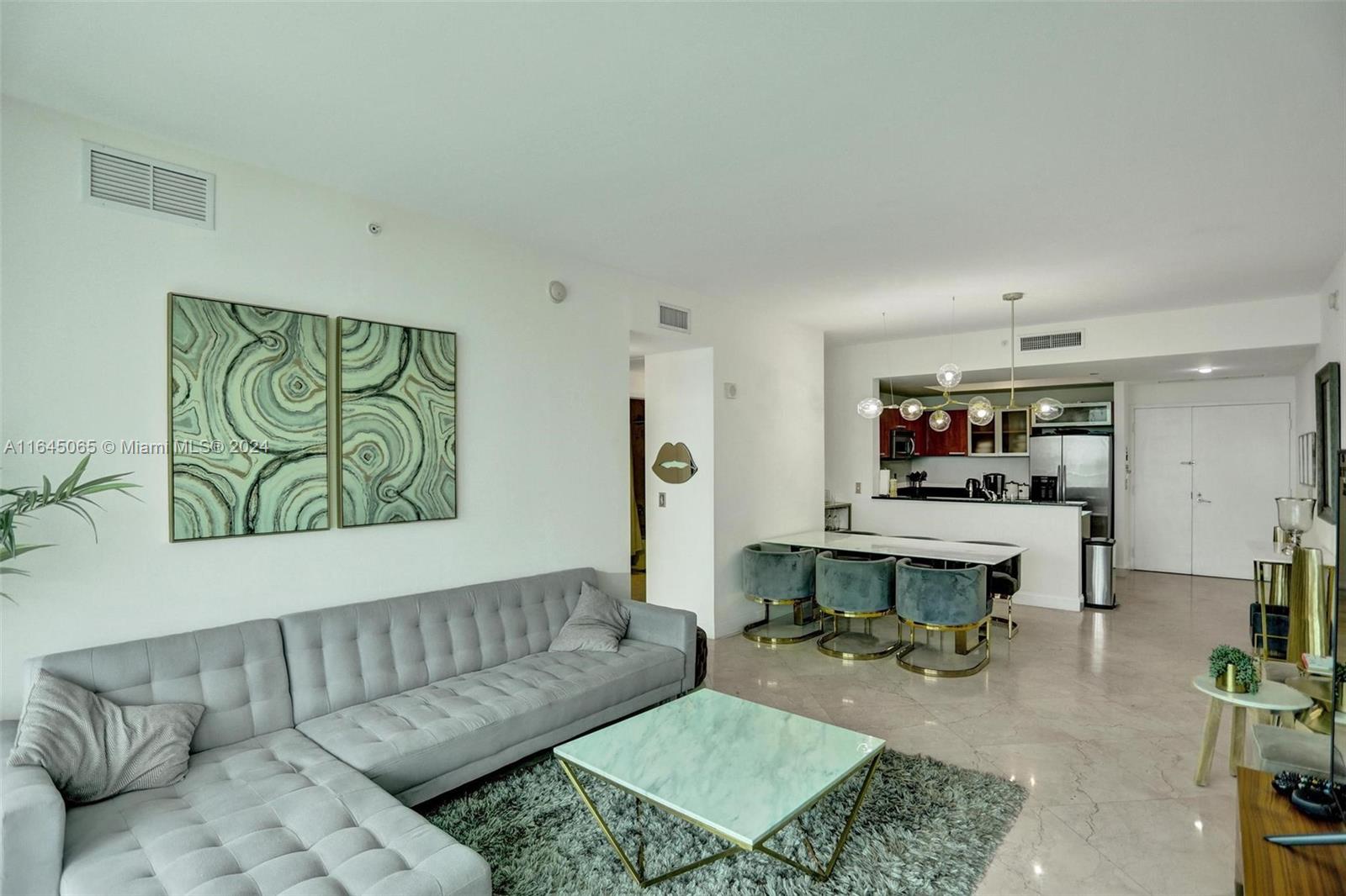 3131 NE 188th St # 809 Unit: 2-809