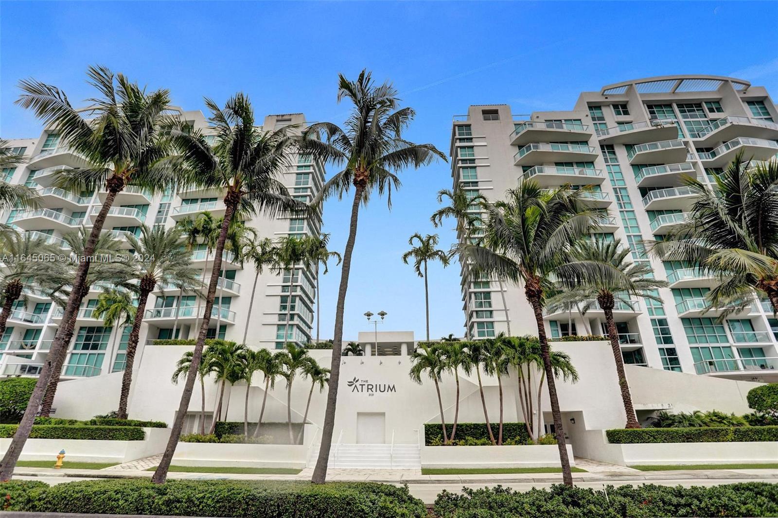 3131 NE 188th St # 809 Unit: 2-809