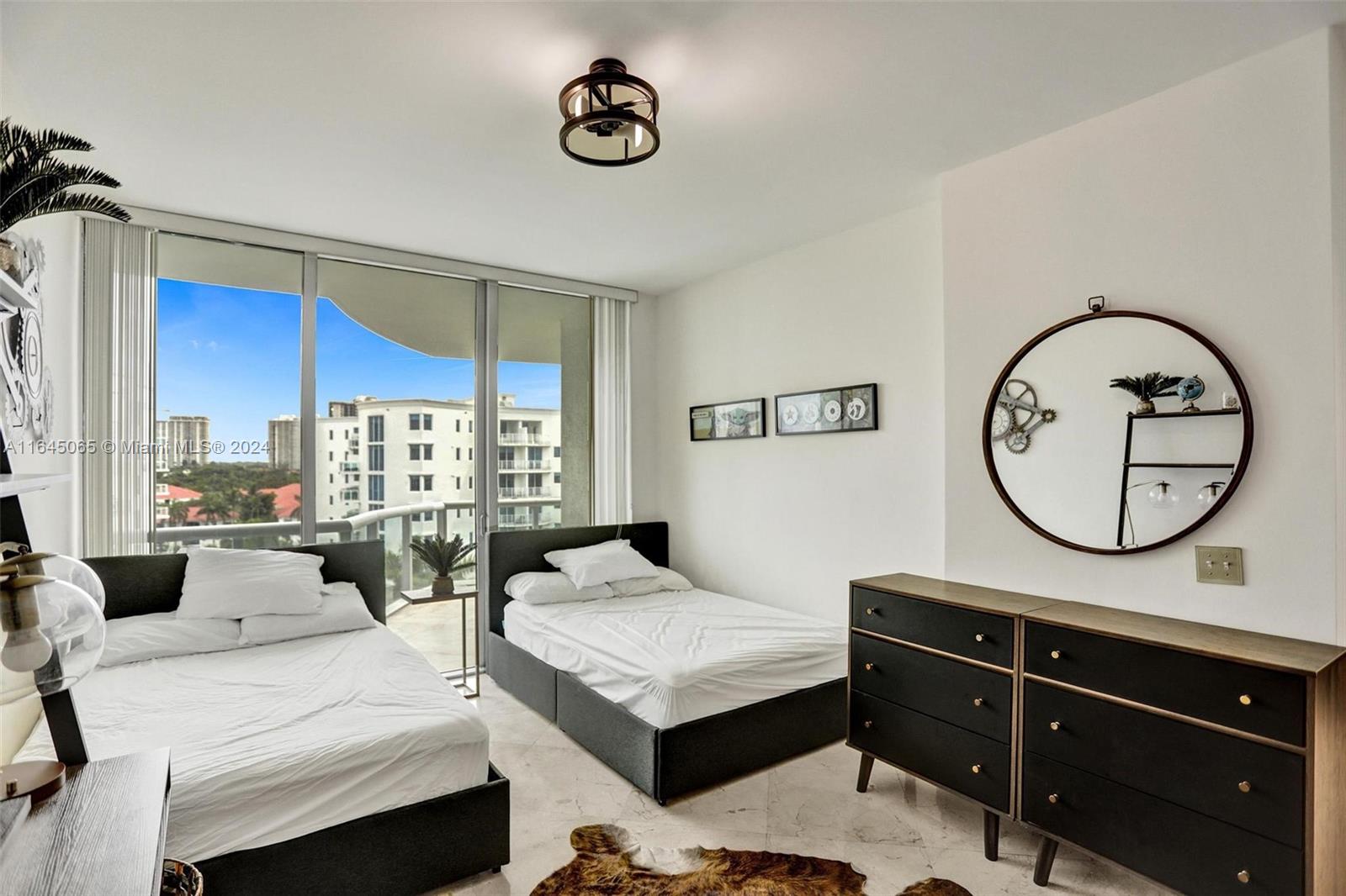 3131 NE 188th St # 809 Unit: 2-809
