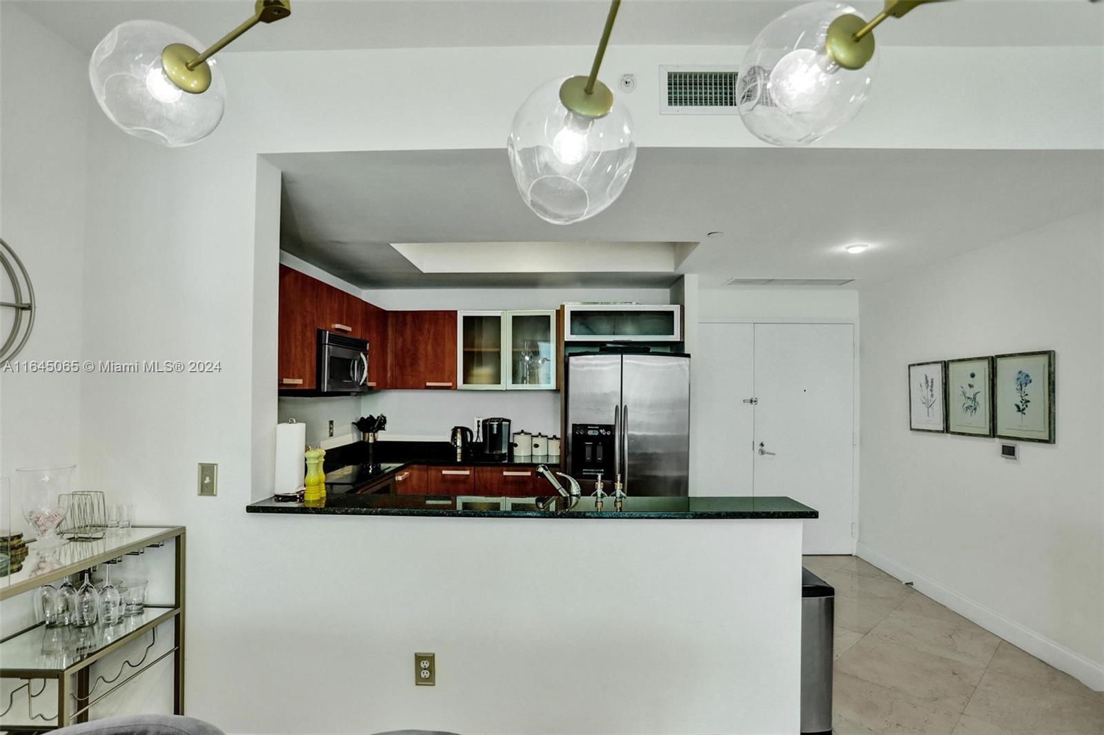 3131 NE 188th St # 809 Unit: 2-809