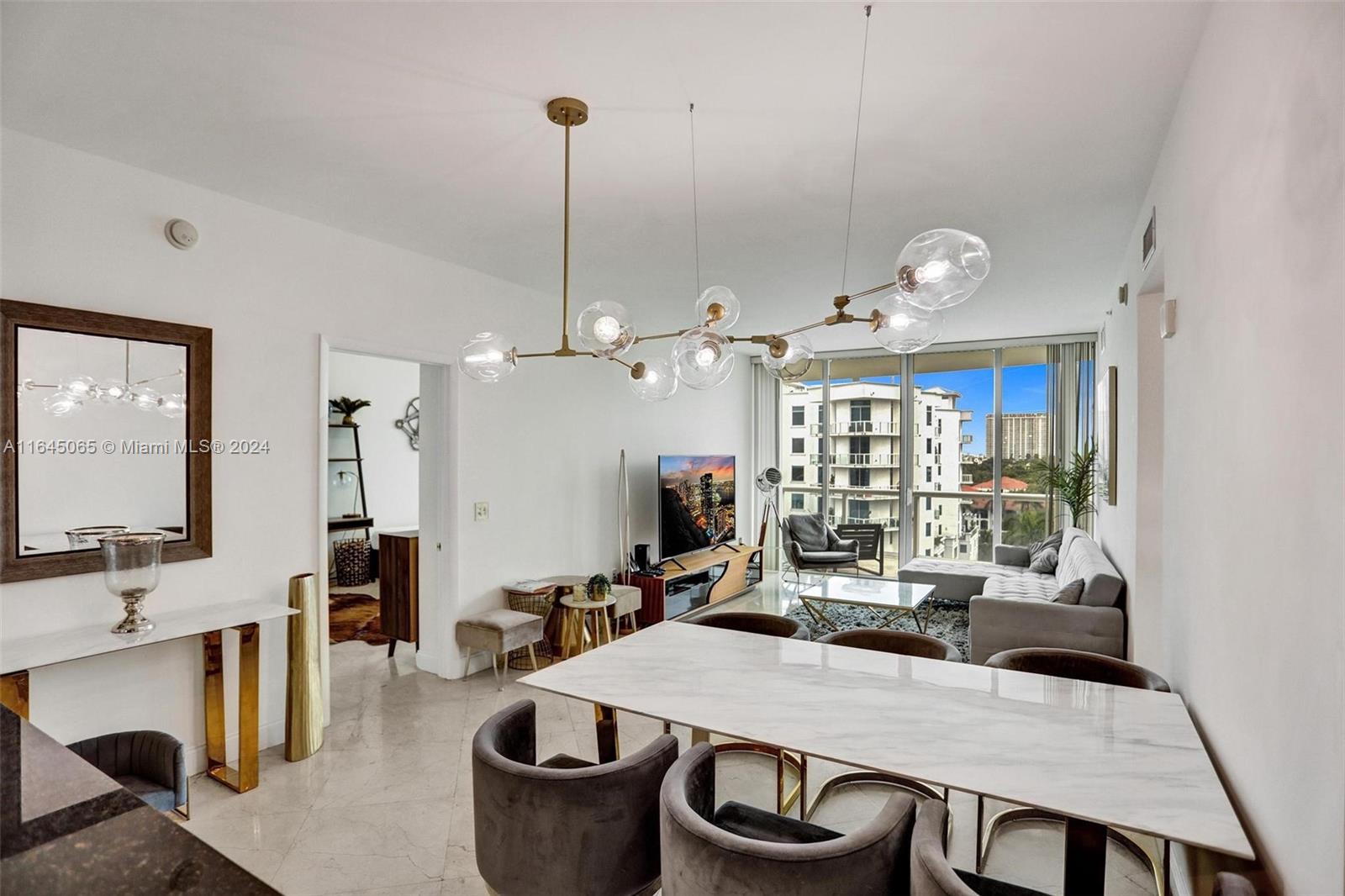 3131 NE 188th St # 809 Unit: 2-809
