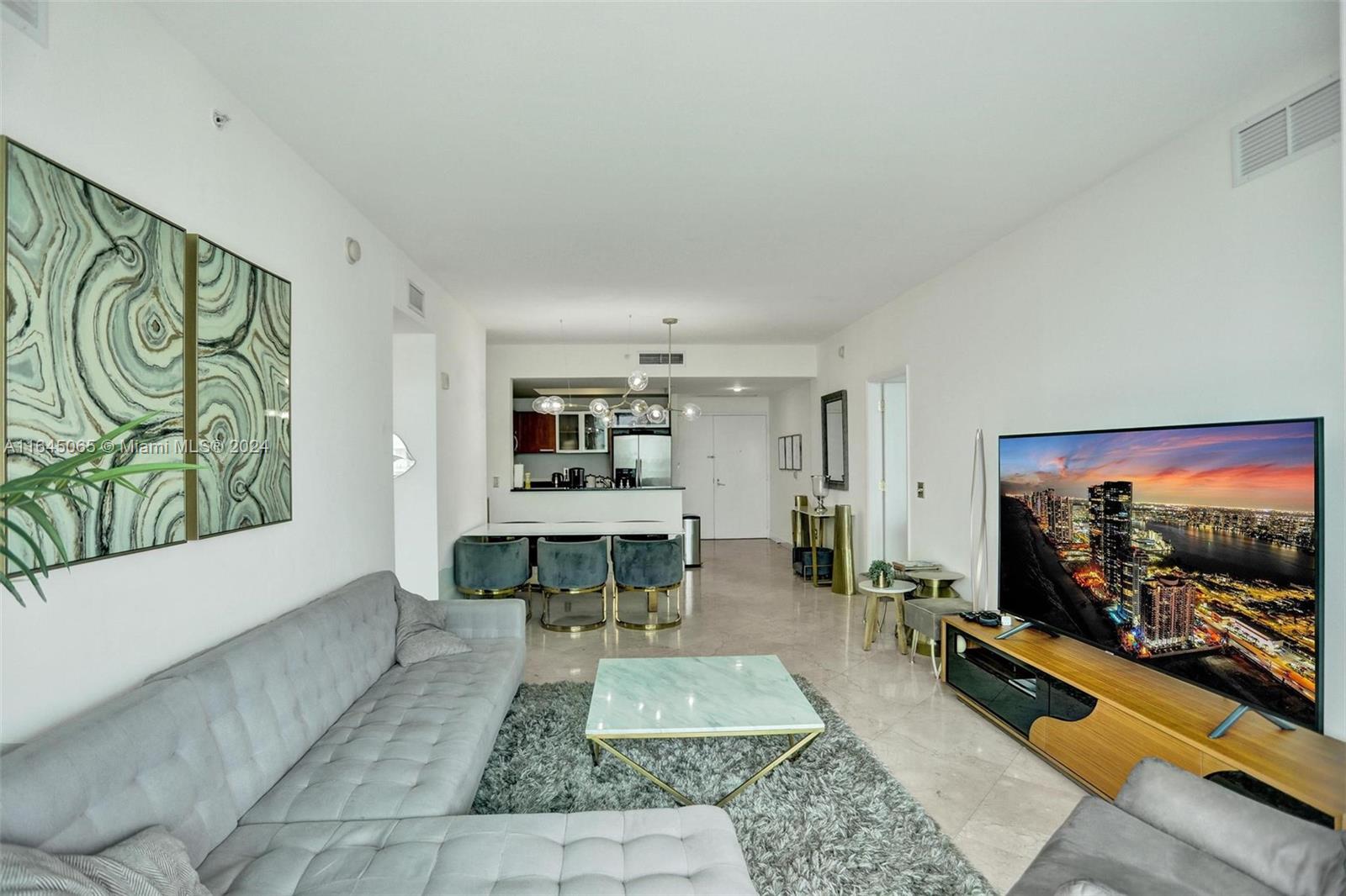 3131 NE 188th St # 809 Unit: 2-809