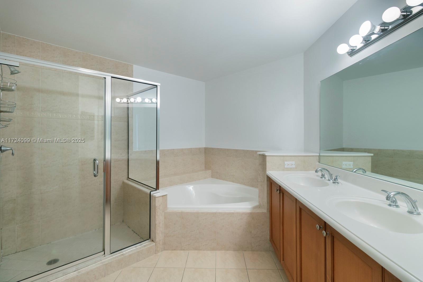 8395 SW 73rd Ave # 528