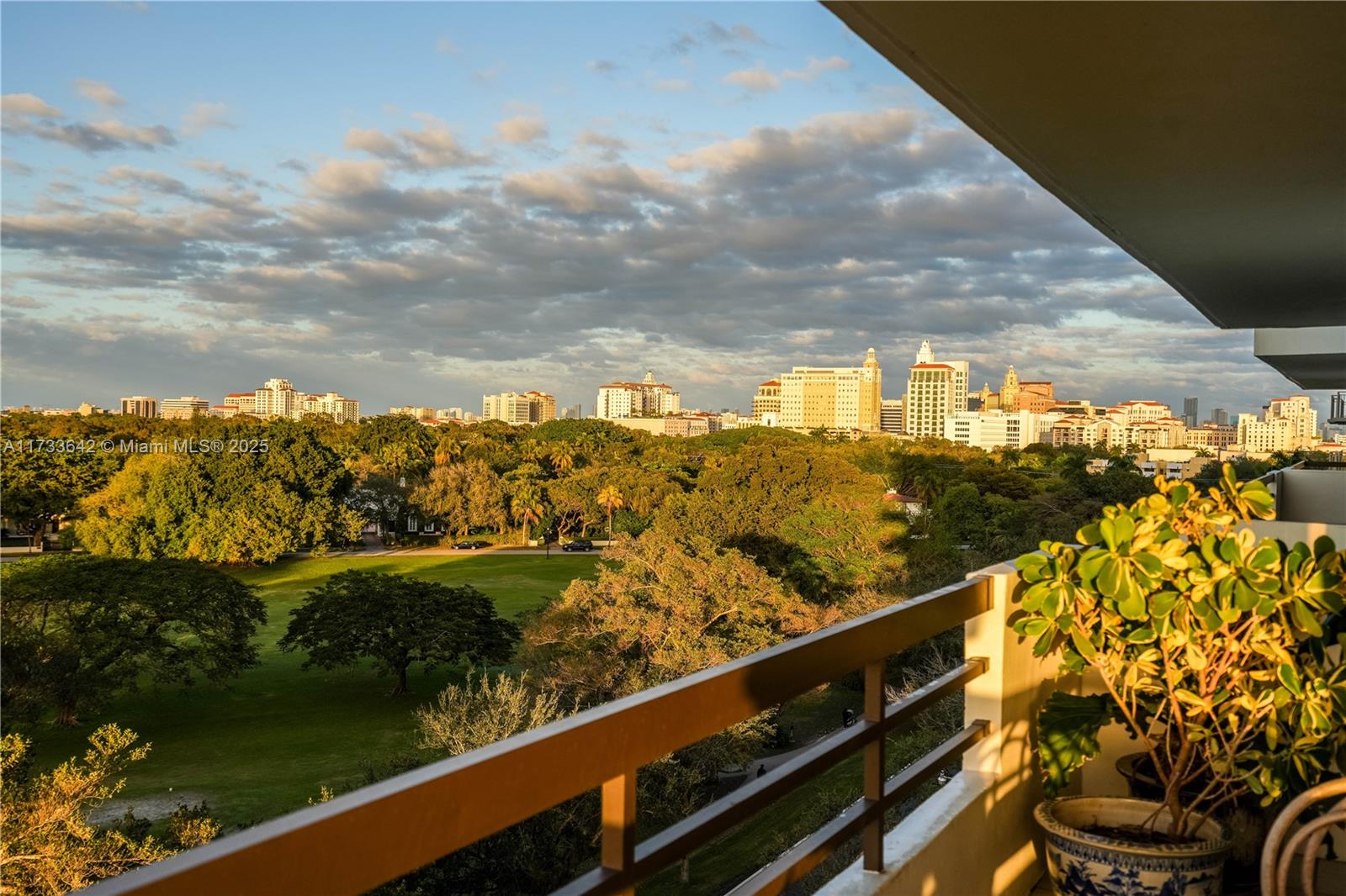720 Coral Way # 7C