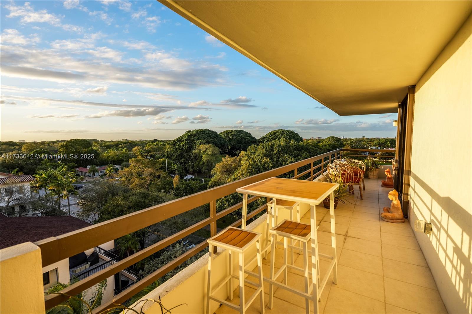 720 Coral Way # 7C