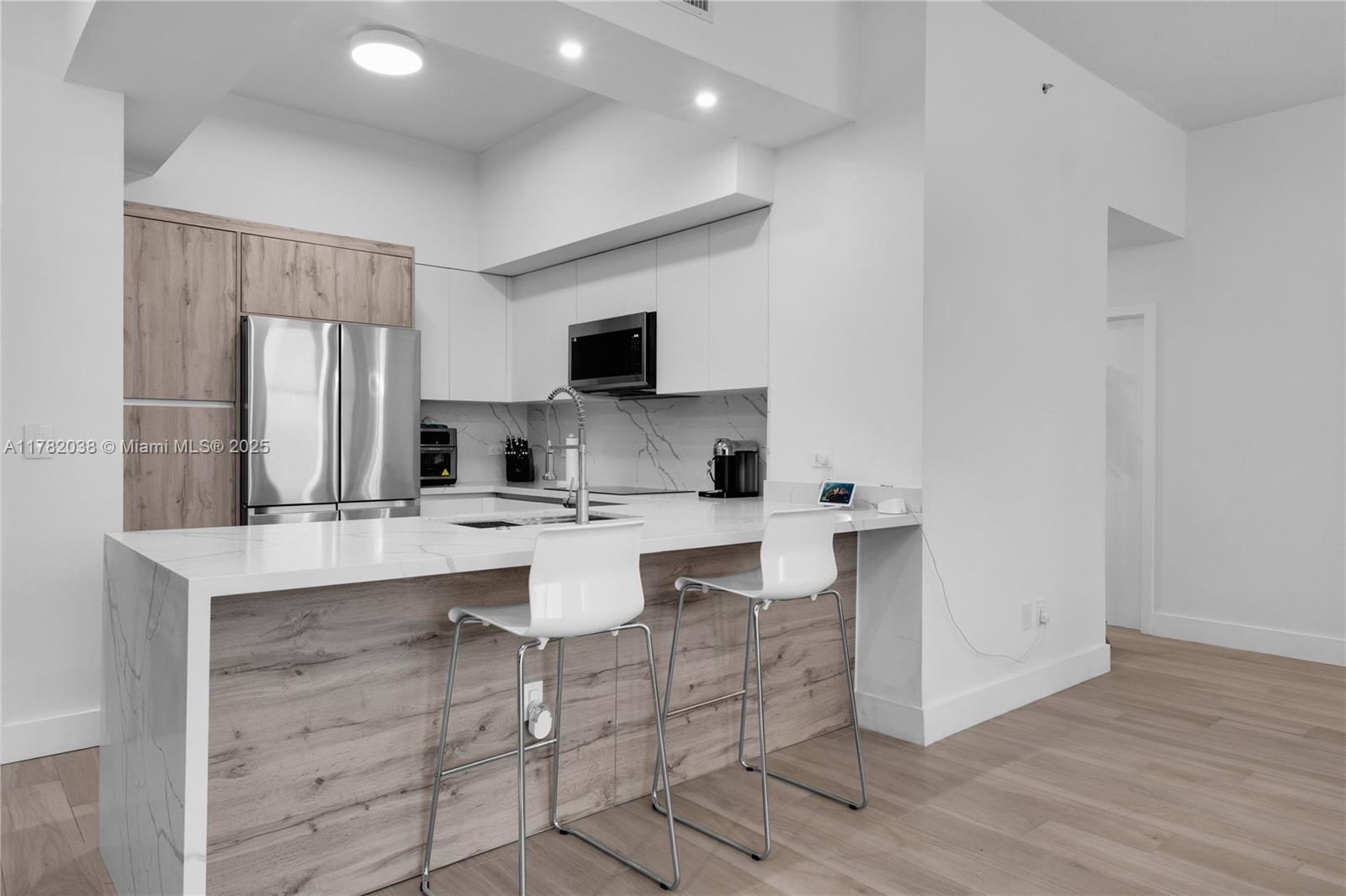 31 SE 5th St # 4315