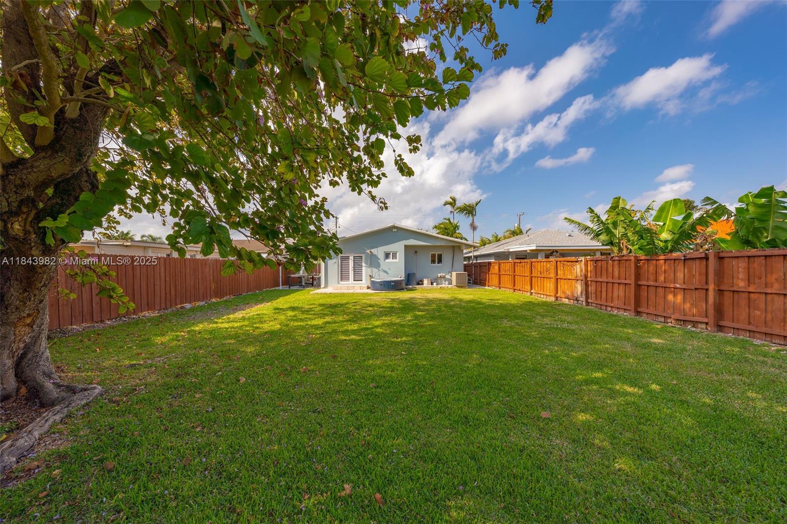 6432 SW 33rd St