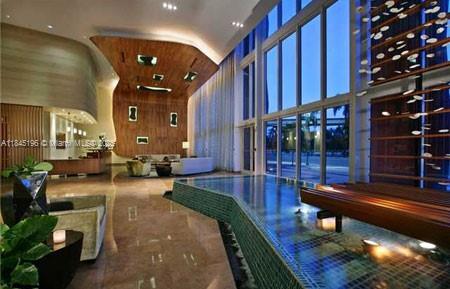 50 Biscayne Blvd # 4803