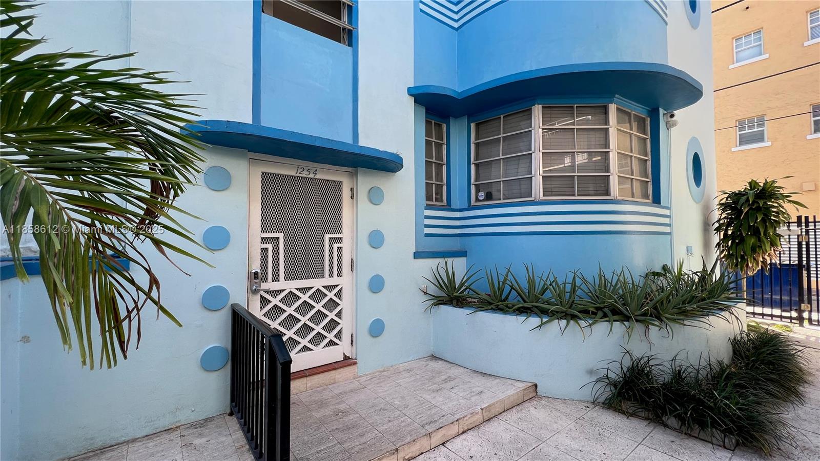 1250 Drexel Ave # 9