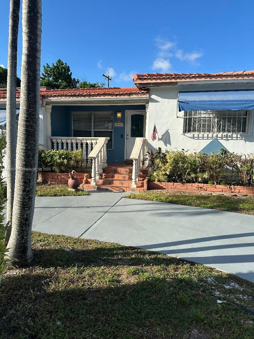 2225 SW 21st Ter