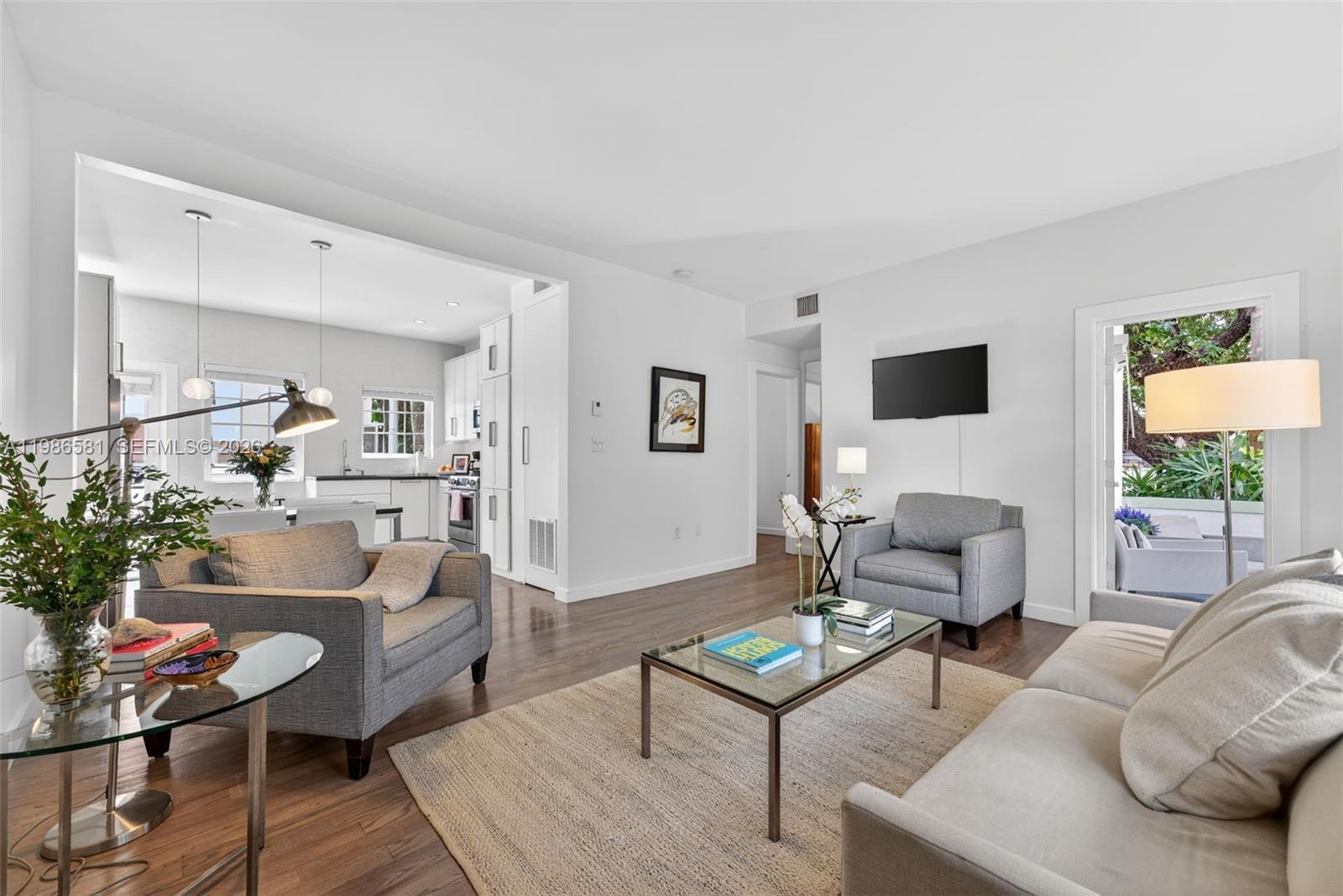 1205 Meridian Ave # 1