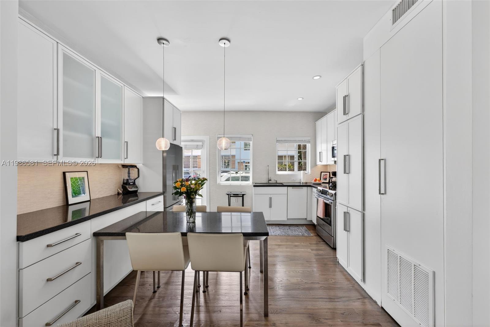 1205 Meridian Ave # 1