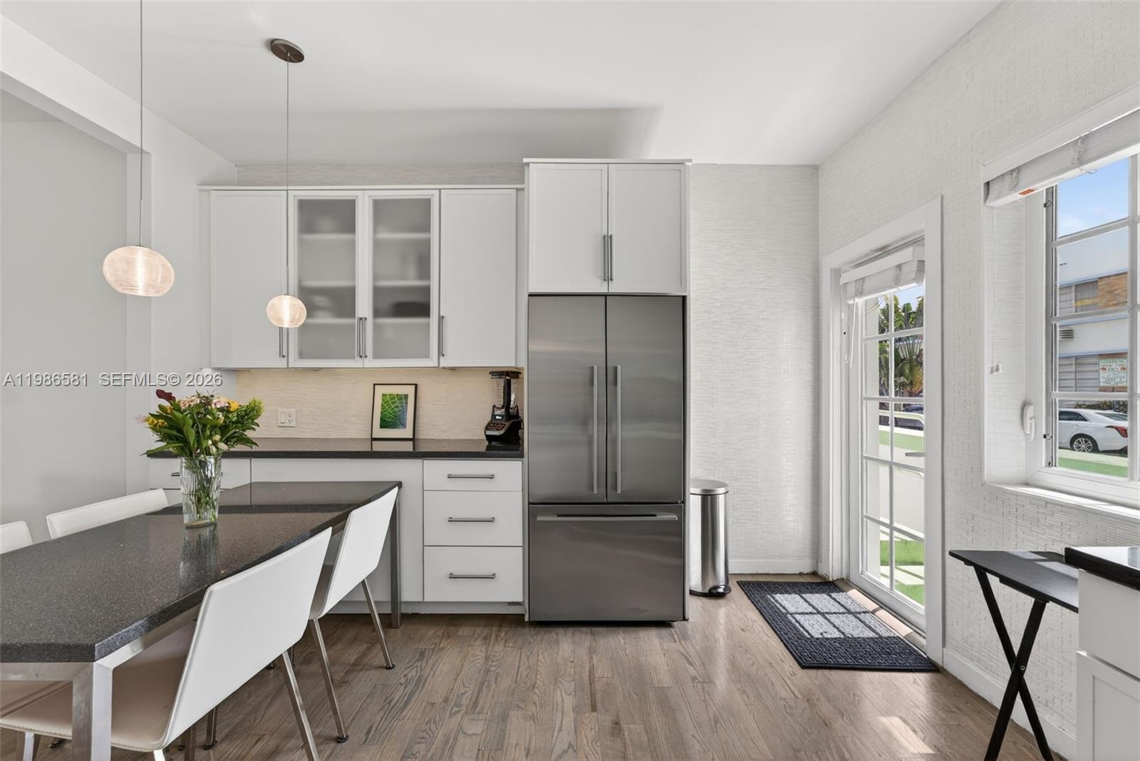 1205 Meridian Ave # 1