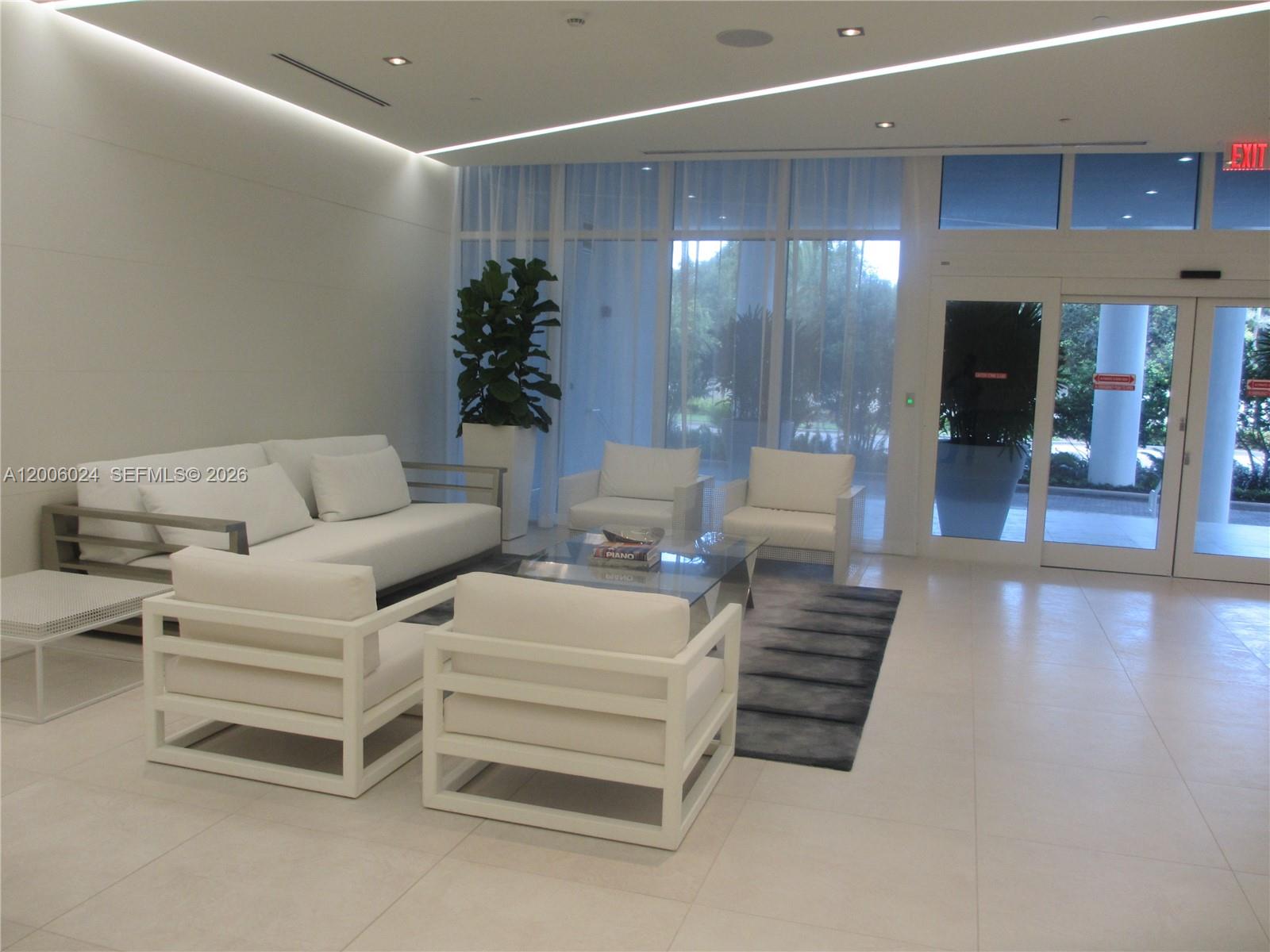 4250 Biscayne Blvd # 610