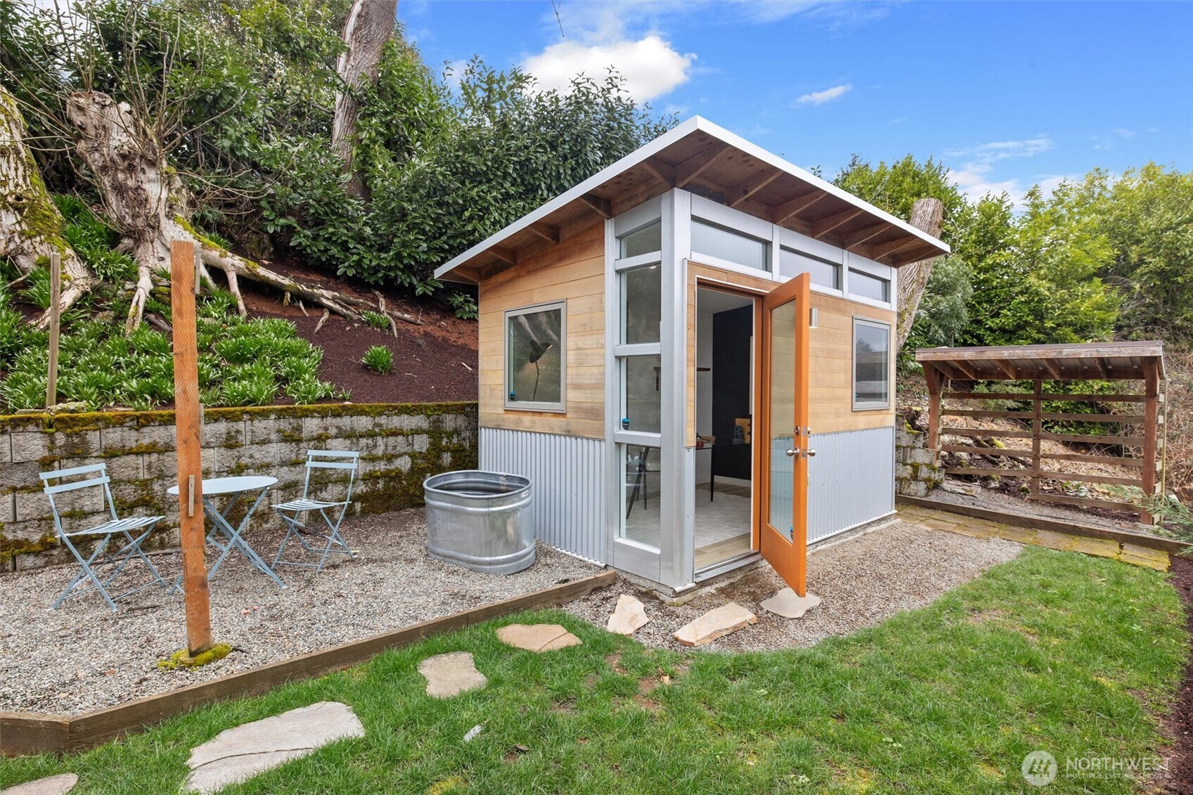 3912 S Findlay Street