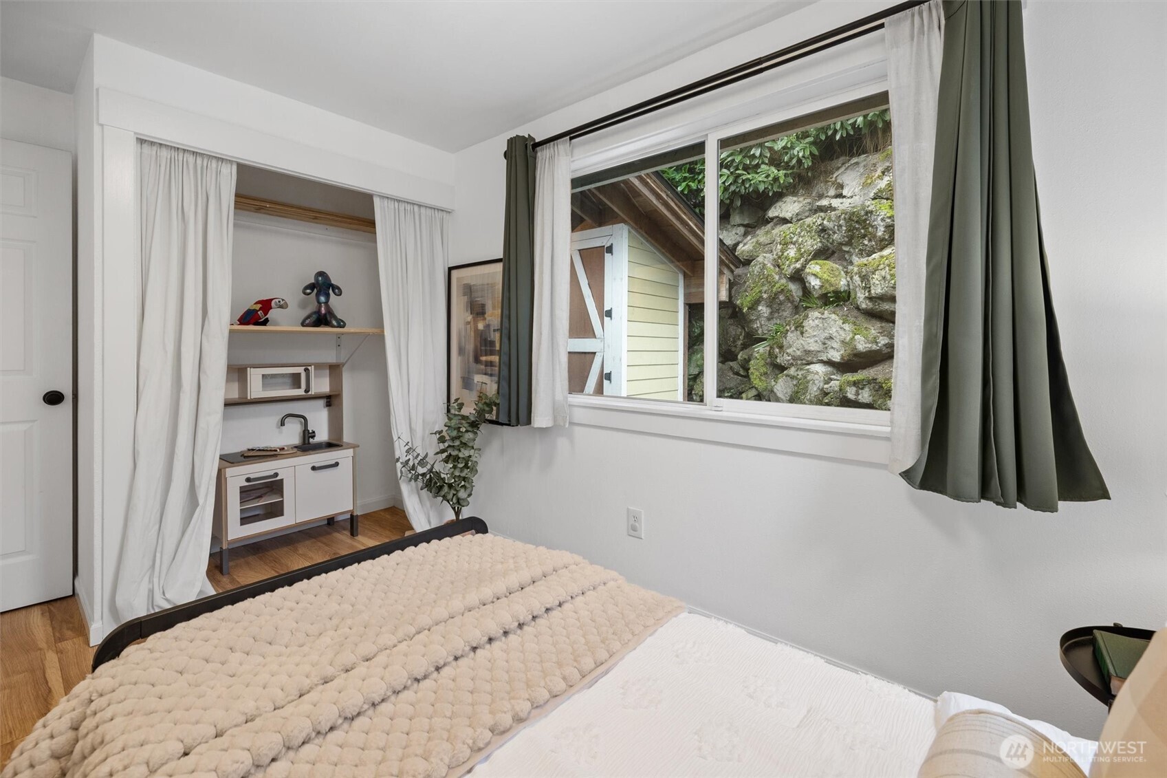 3912 S Findlay Street