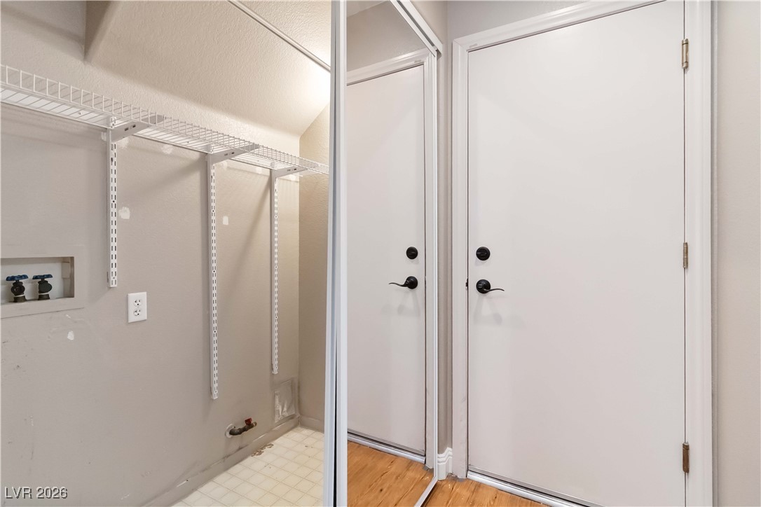 927 Clear Diamond Avenue