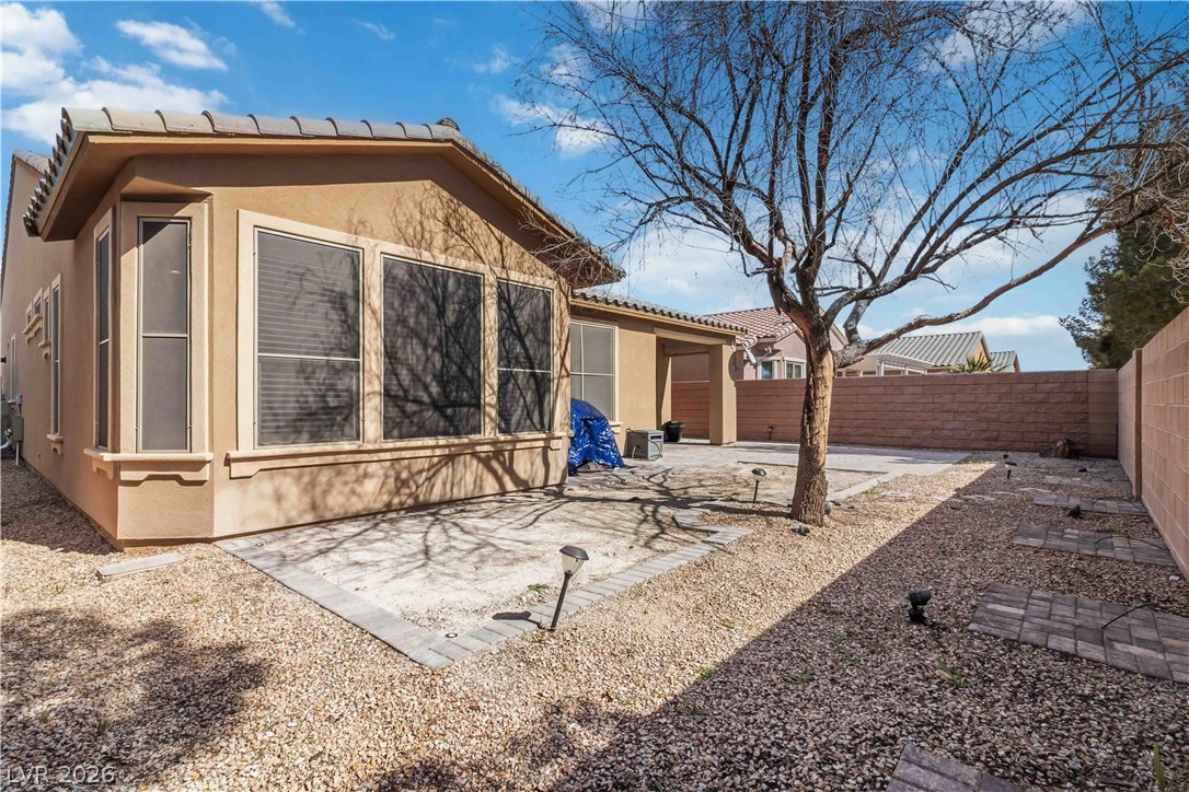 3745 Riviera Regal Avenue