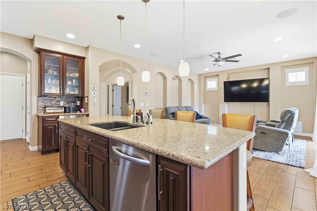 3745 Riviera Regal Avenue