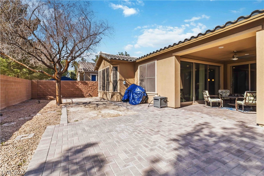 3745 Riviera Regal Avenue