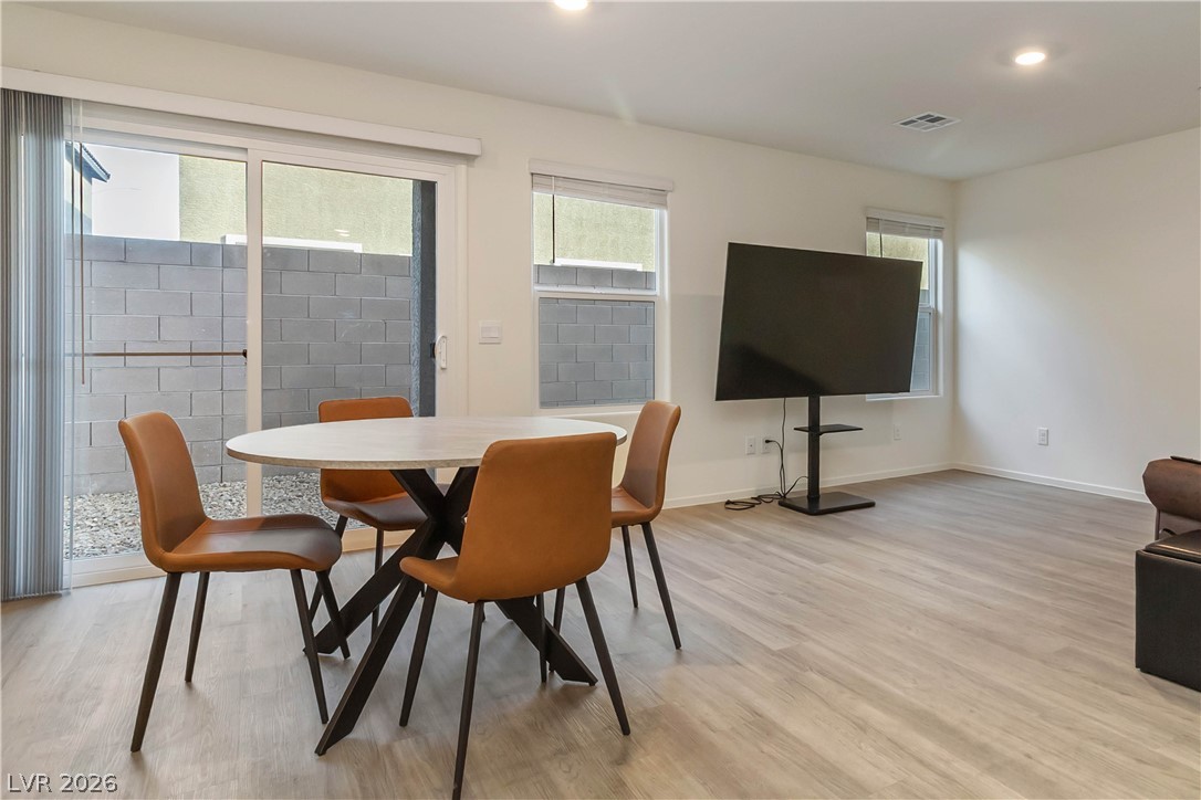 6156 Lily Garden Street