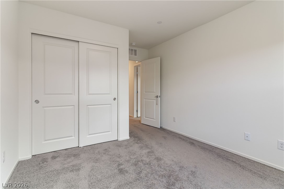 6156 Lily Garden Street