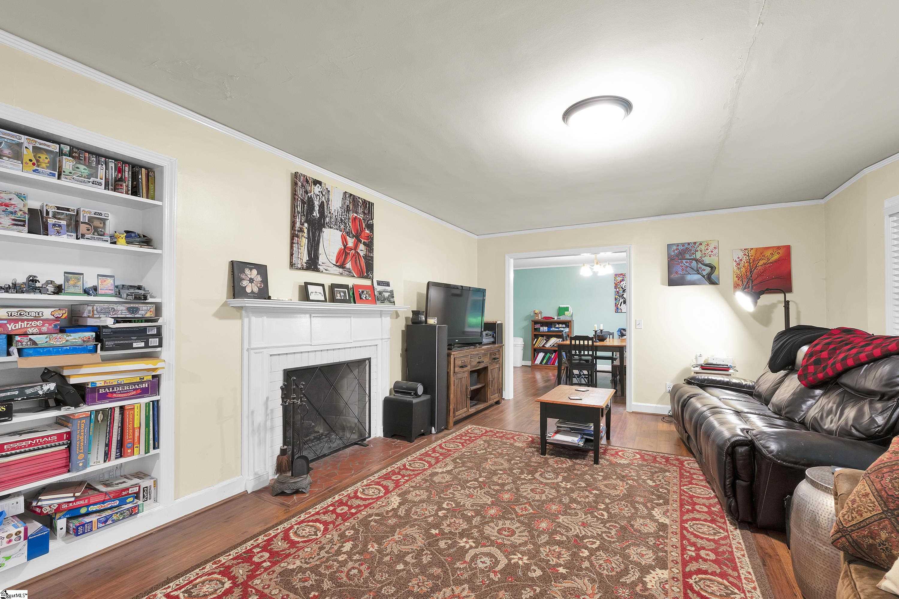 1304 NE Main Street