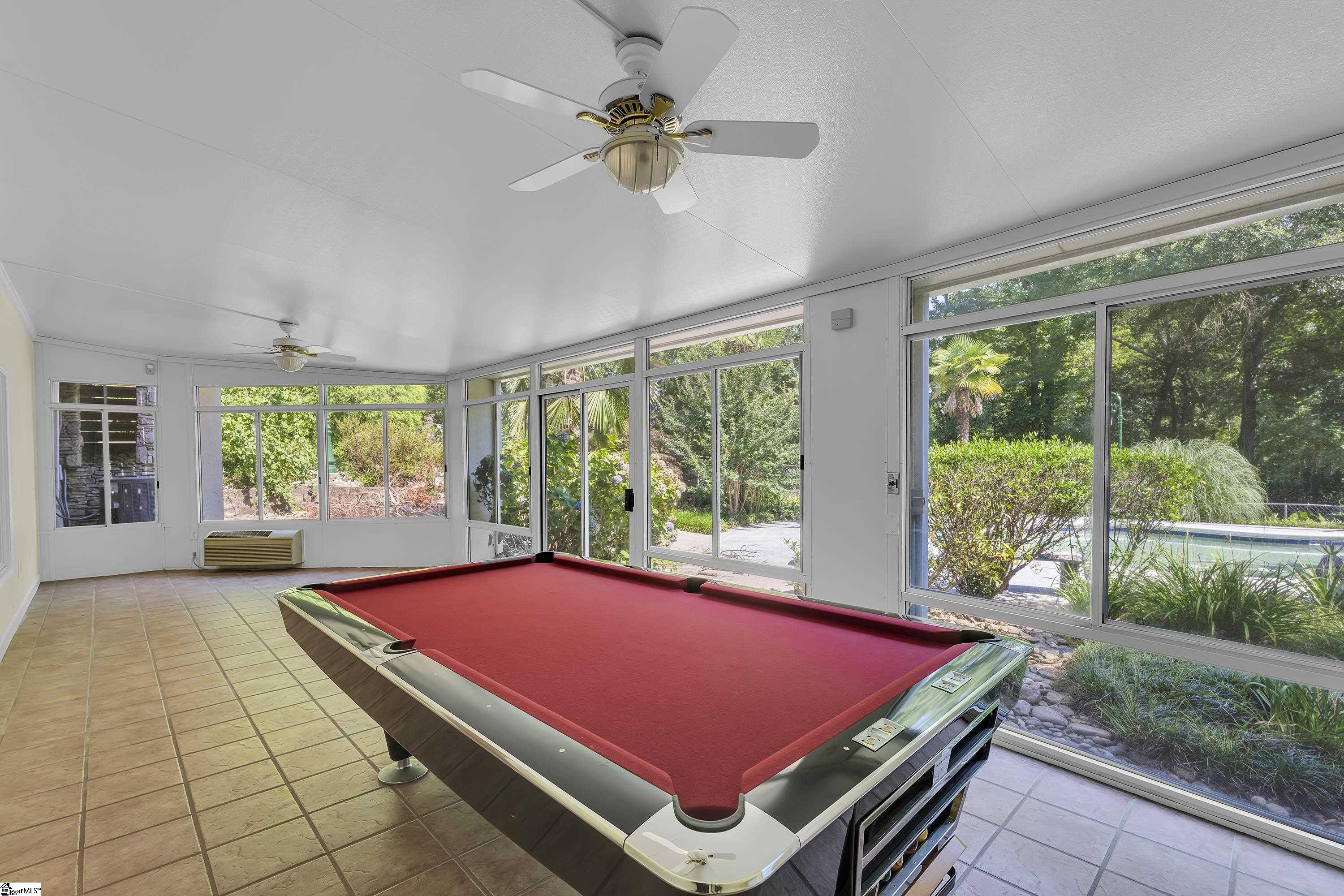 15 Darien Way