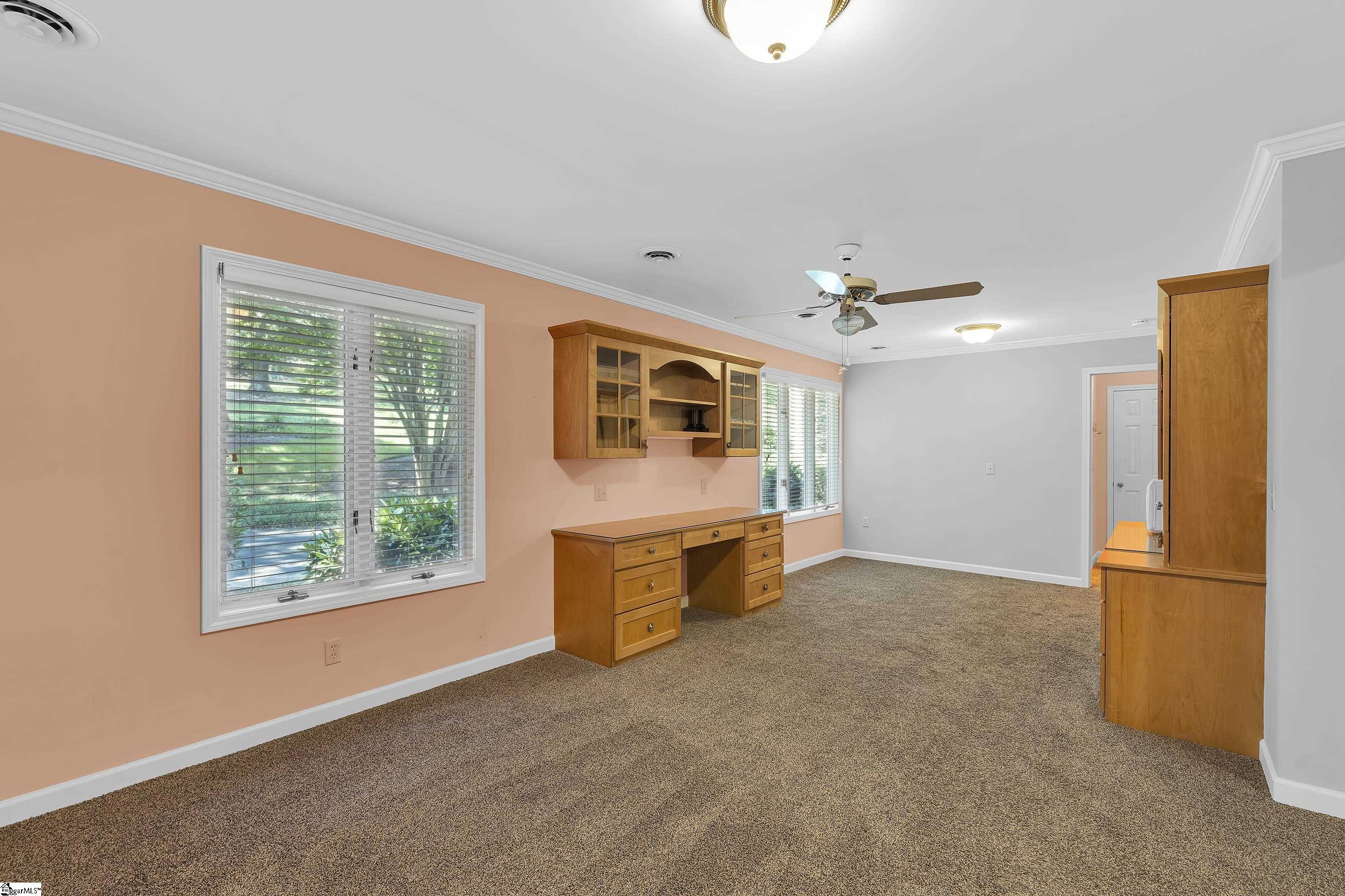 15 Darien Way