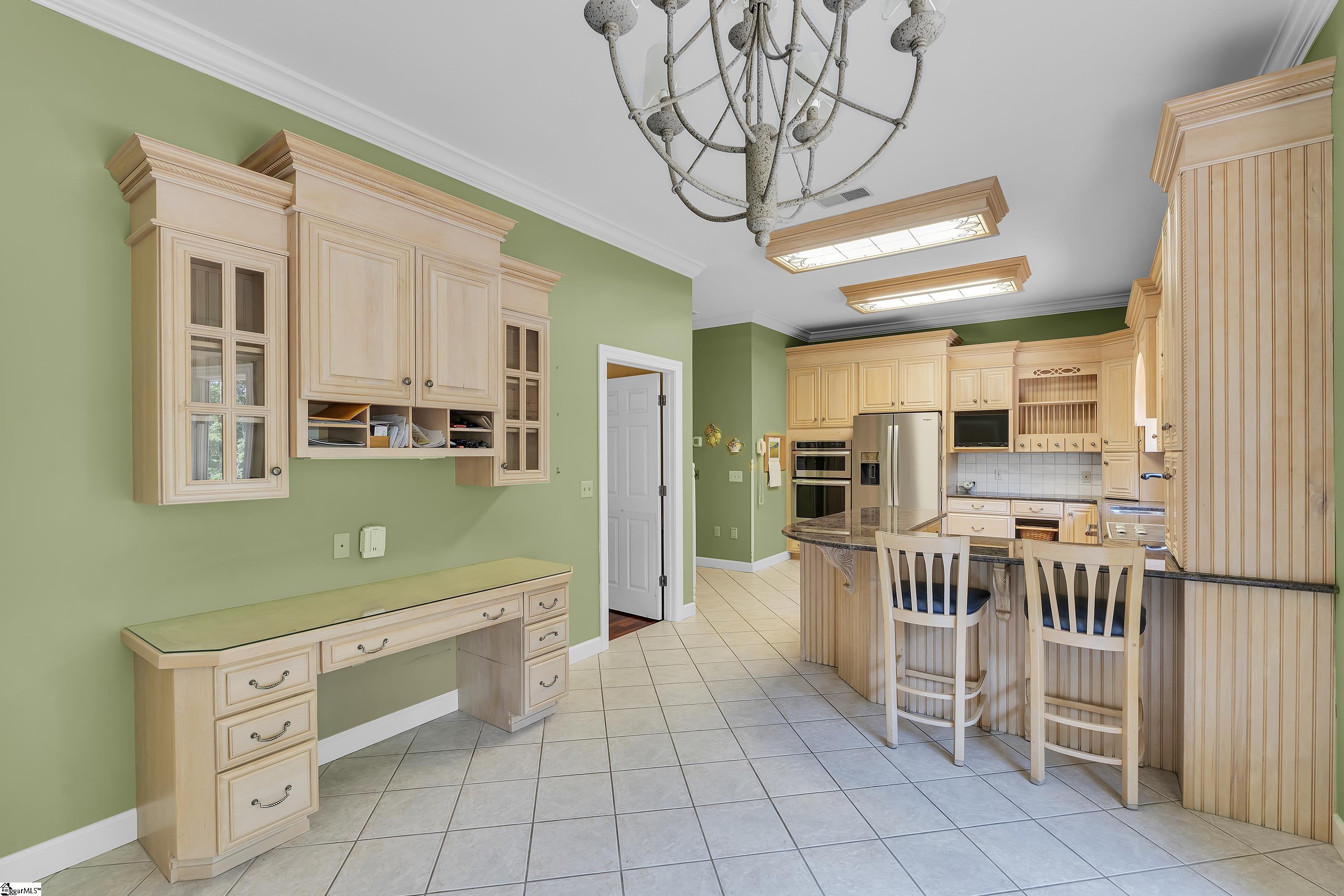 15 Darien Way